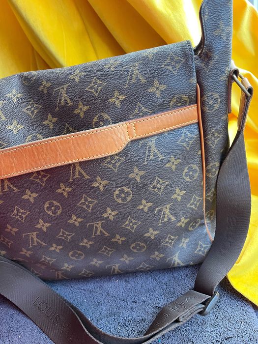 Louis Vuitton mala computador