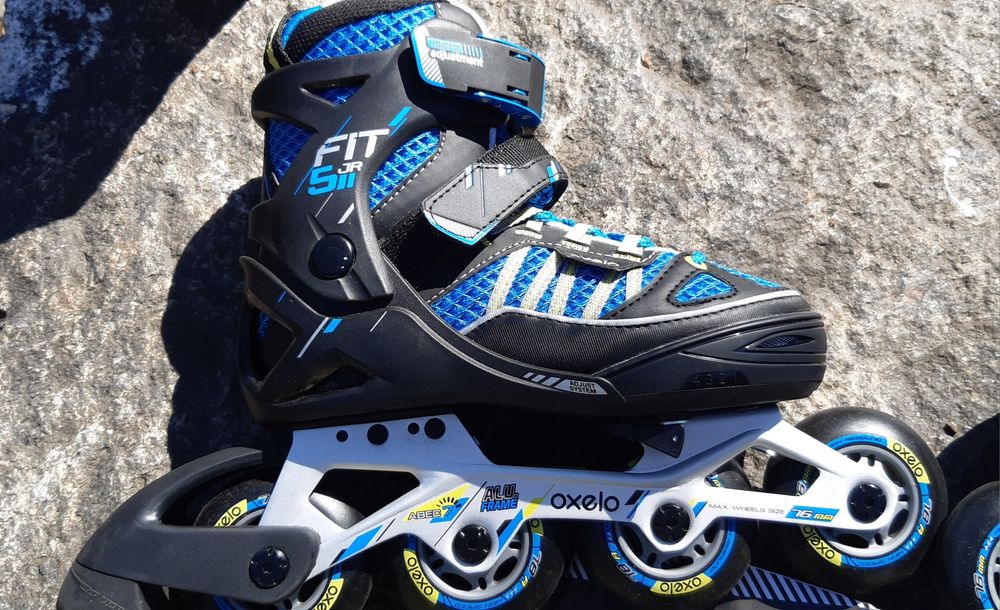 Rolki oxelo- nowe . Rozmiar regulowany 32-35