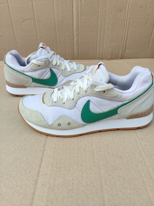 Кроссовки Nike Venture Runner 39 размер