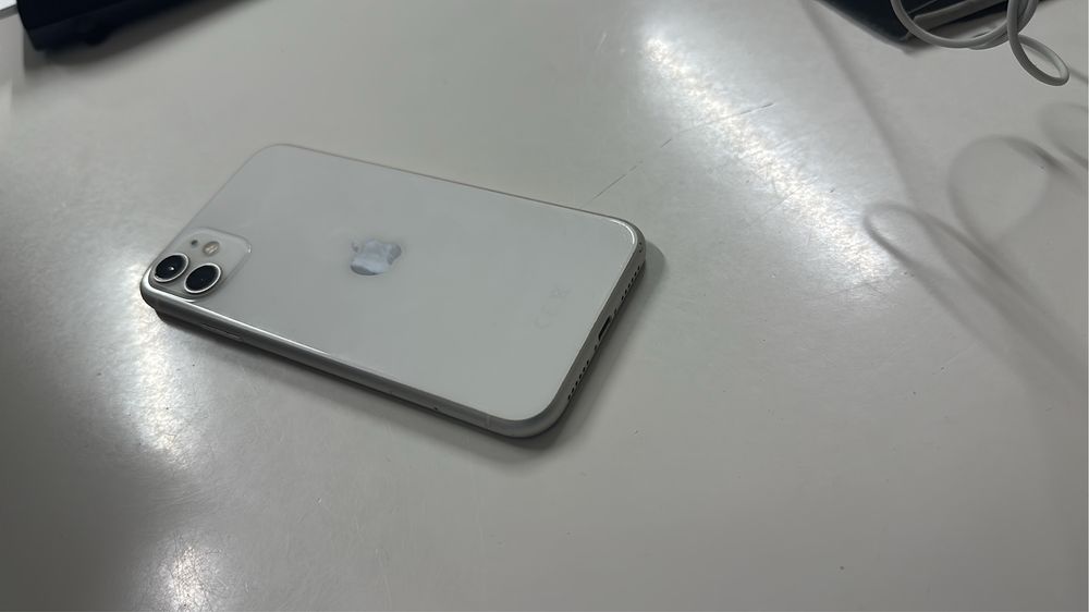 iPhone 11 64Gb Usado