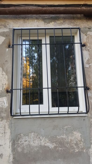 Решотки на окна.