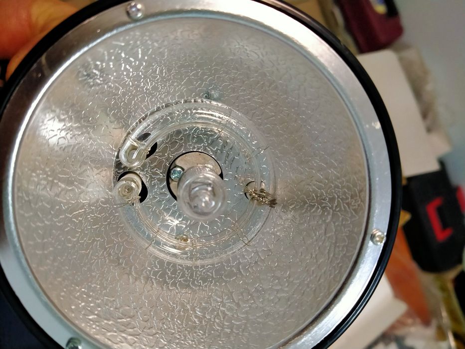 Вспышки студийные