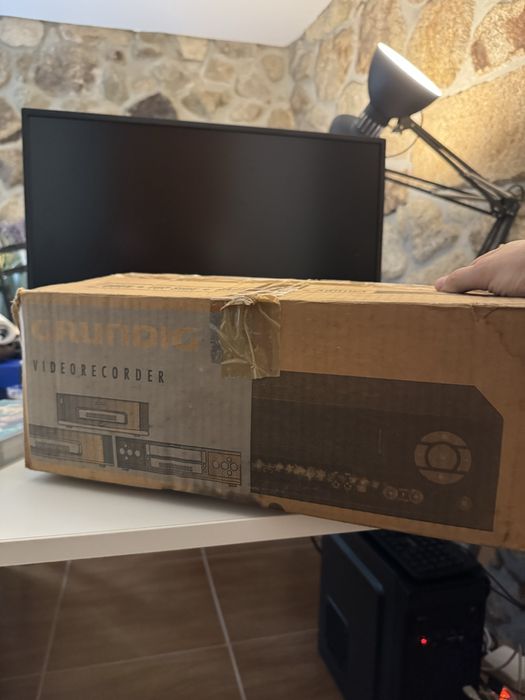 Leitor VHS Grundig GV 9400 NIC
