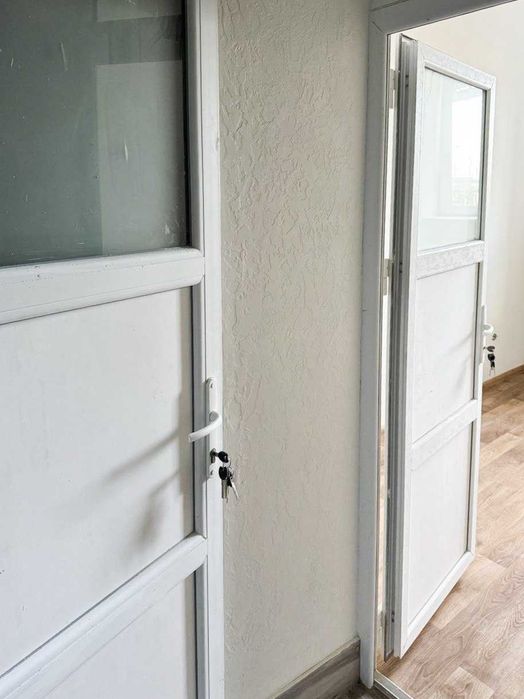 Продається комерційне приіщення в ЖК Міленіум в самому центрі ЖК.