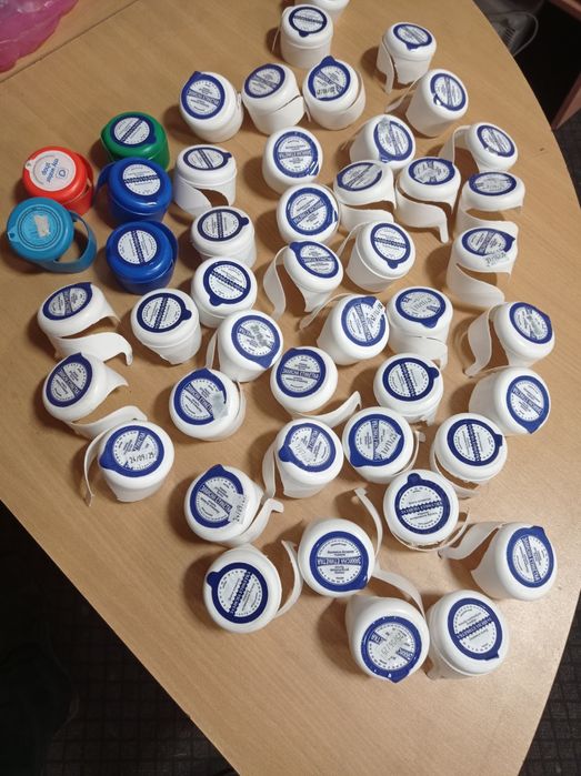 Пробка крышка  корок для бутля  18,9 л Б/У