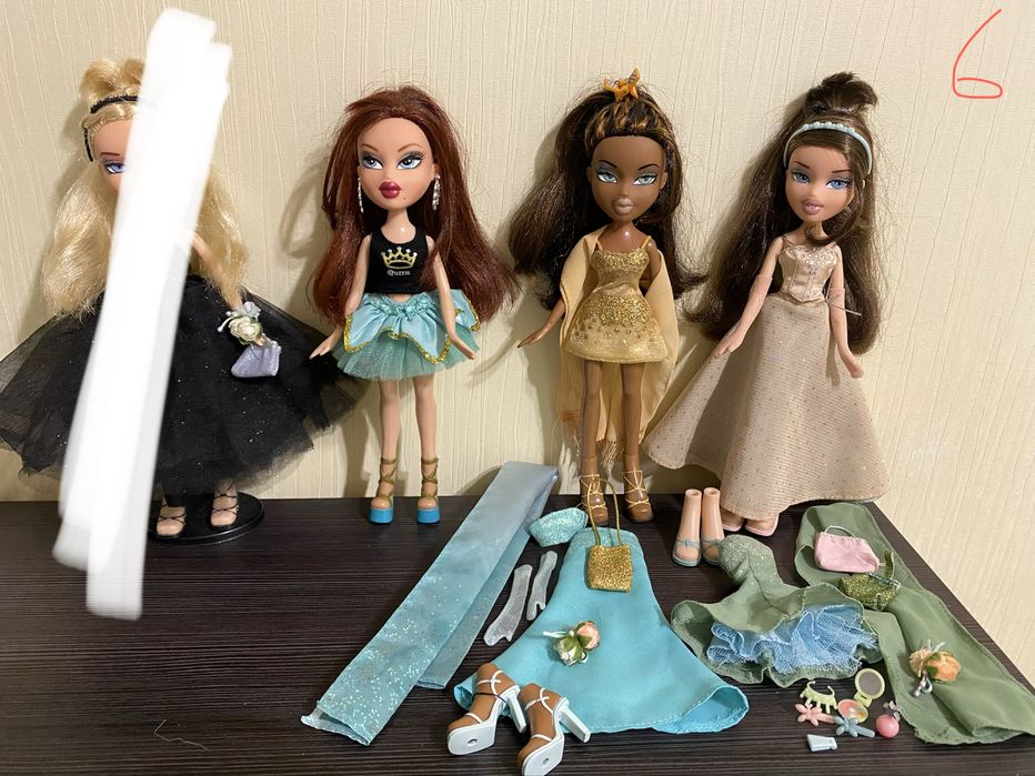 Ляльки Bratz братц братс