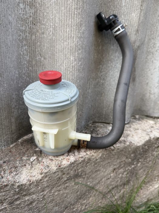 Accord 7 2.0 /2.4 бачок Гур оригінал