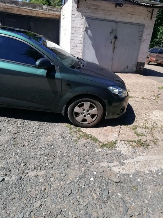 продам авто киа просид
