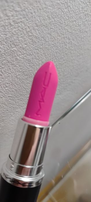 Mac szminka 601 plus konturówka