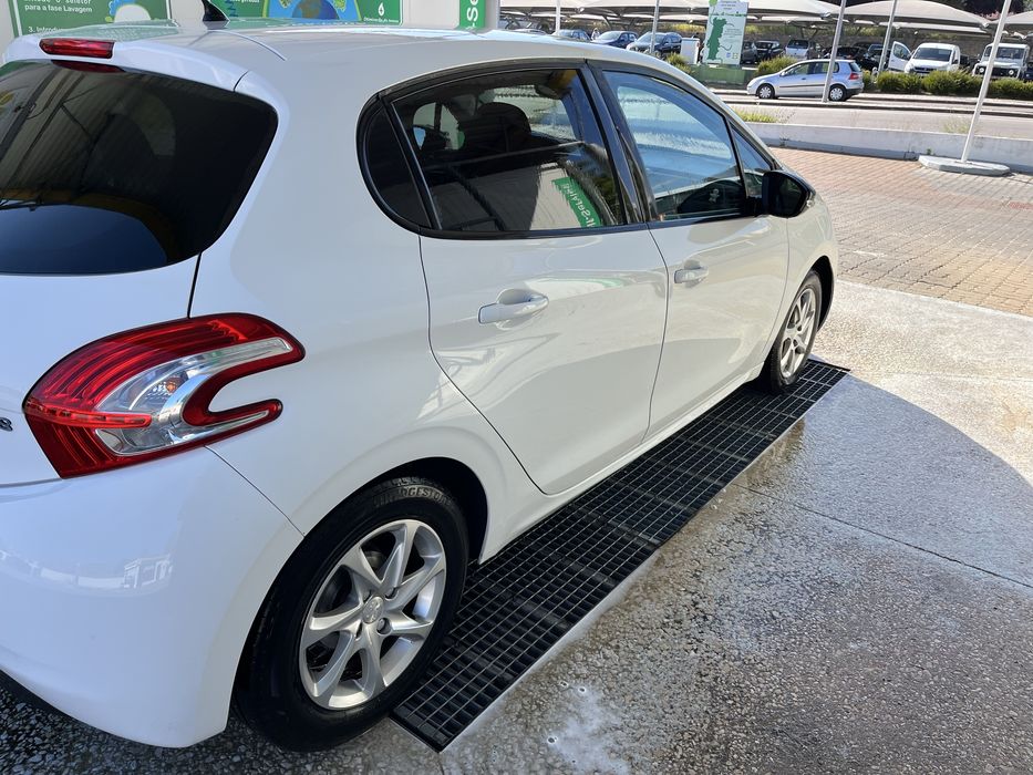 Vendo Peugeot 208