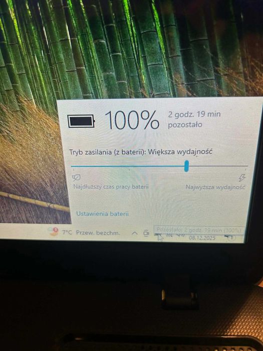 Sprzedam laptop ekranem 17.3''