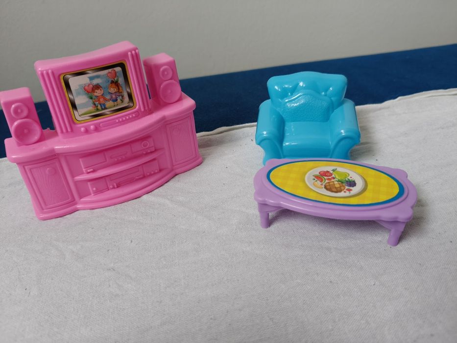 Meble dla lalek szafka na audio/video syltolik i fotelik