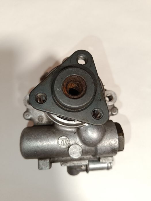 Продаю насос ГУР от Ауди