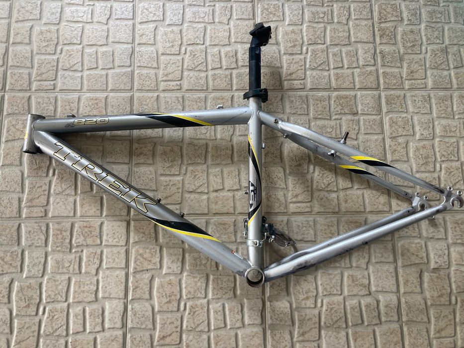Quadro TREK com espigão tam S