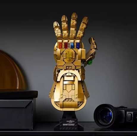 ‼️КОЛЬОРОВА КОРОБКА‼️ Золота Рукавиця конструктор подібний до Lego