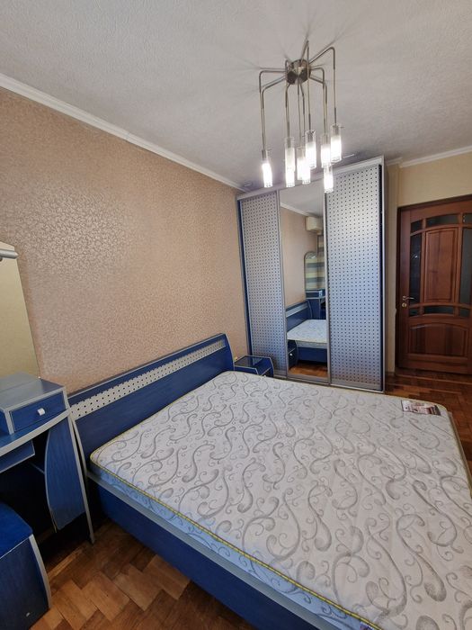 Продам 3 ком.квартиру жм Солнечный ул.Прогрессивная