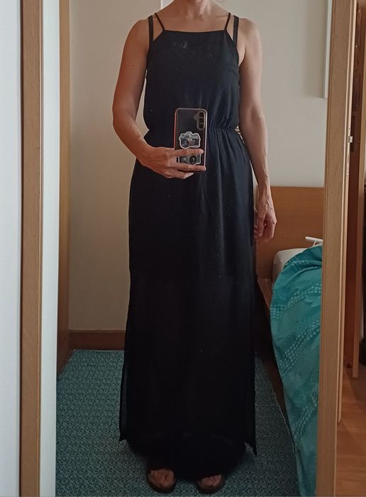 Elegante vestido comprido da H&M Divided de cor preta (38)