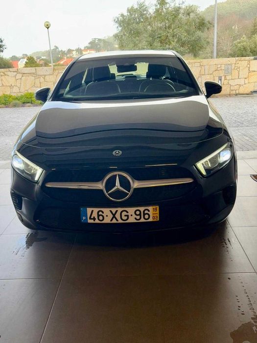 Mercedes A180 em excelente estado, revisões feitas na marca.