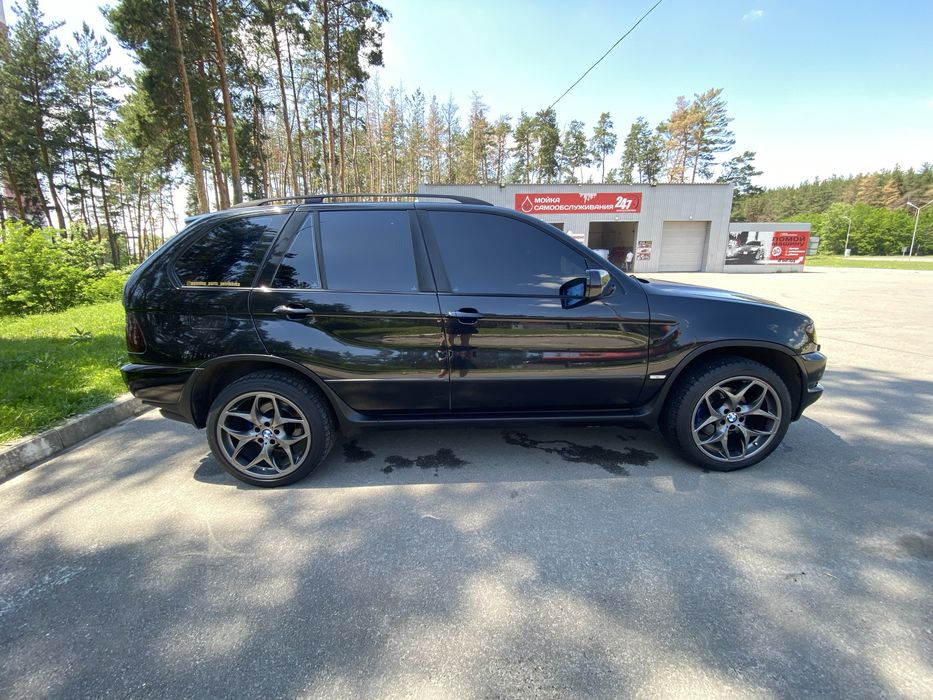 Продам BMW X5 e53