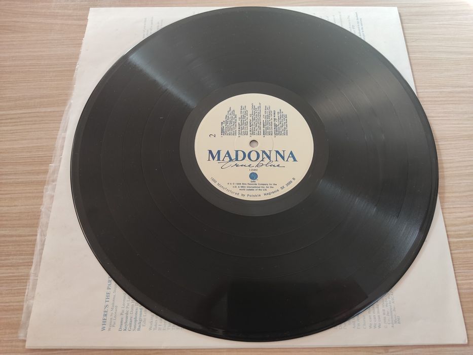 Madonna - True Blue