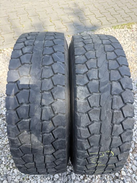 Opony 235 75 R 17,5 Pirelli 2szt