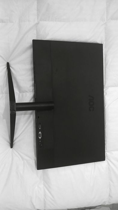 Monitor barato em ótimo estado