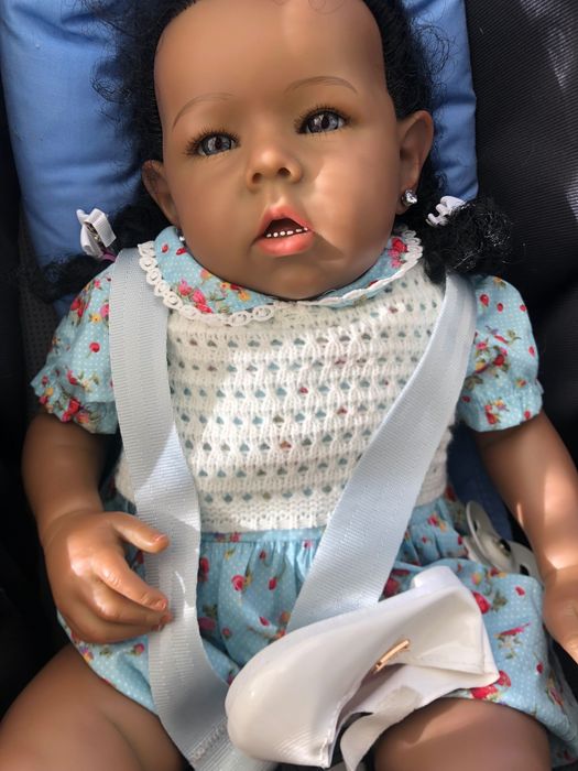 Boneca bebé reborn, negrinha