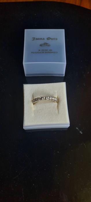 Anel de prata com brilhantes