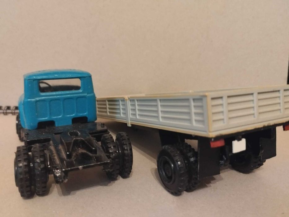 ЗИЛы 130В, ММЗ-555 самосвал и 14331   сделано в СССР м 1/43
