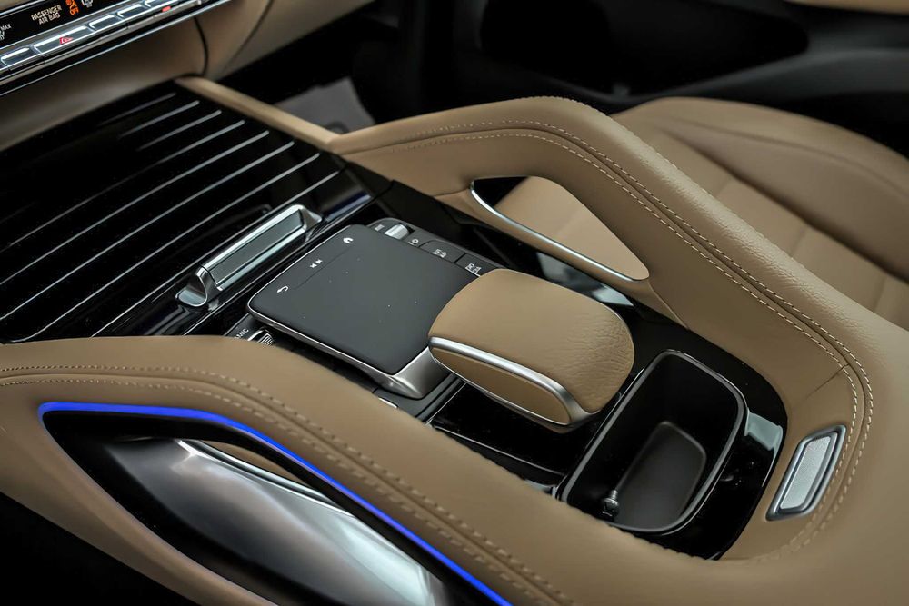 Mercedes-Benz GLE 450e 4MATIC      2025