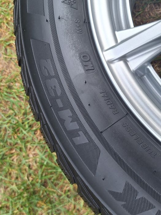 Зимовий Bridgestone 205 60 16 протектор 90%