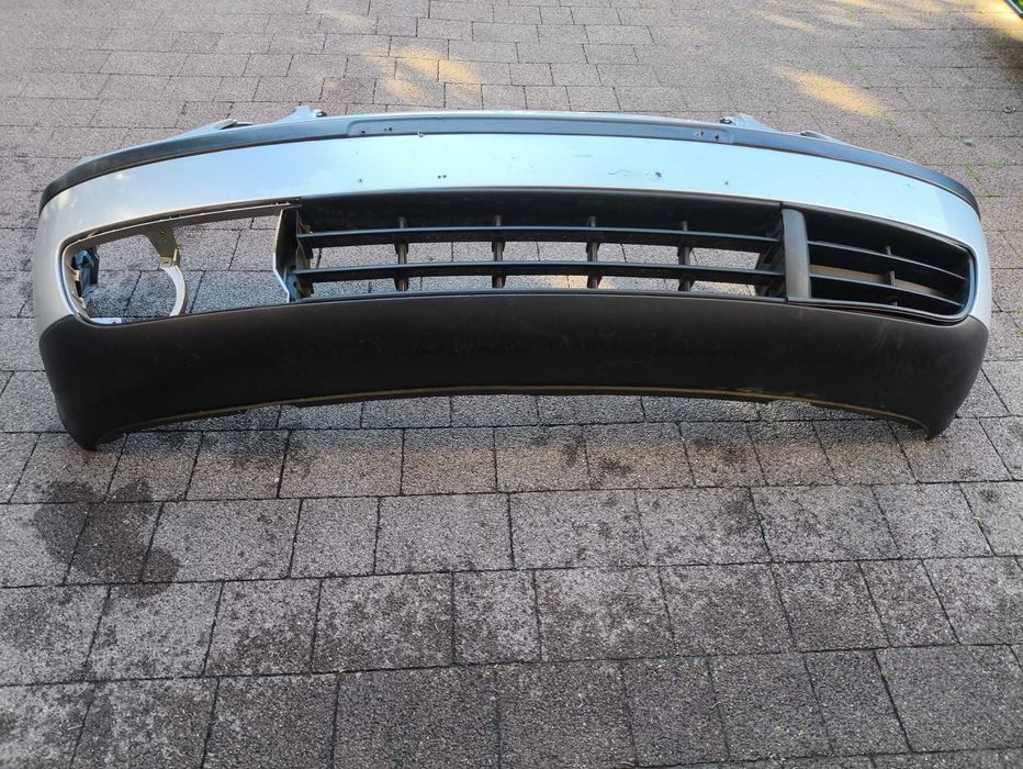 Zderzak Przedni VW Polo 9N LA7W