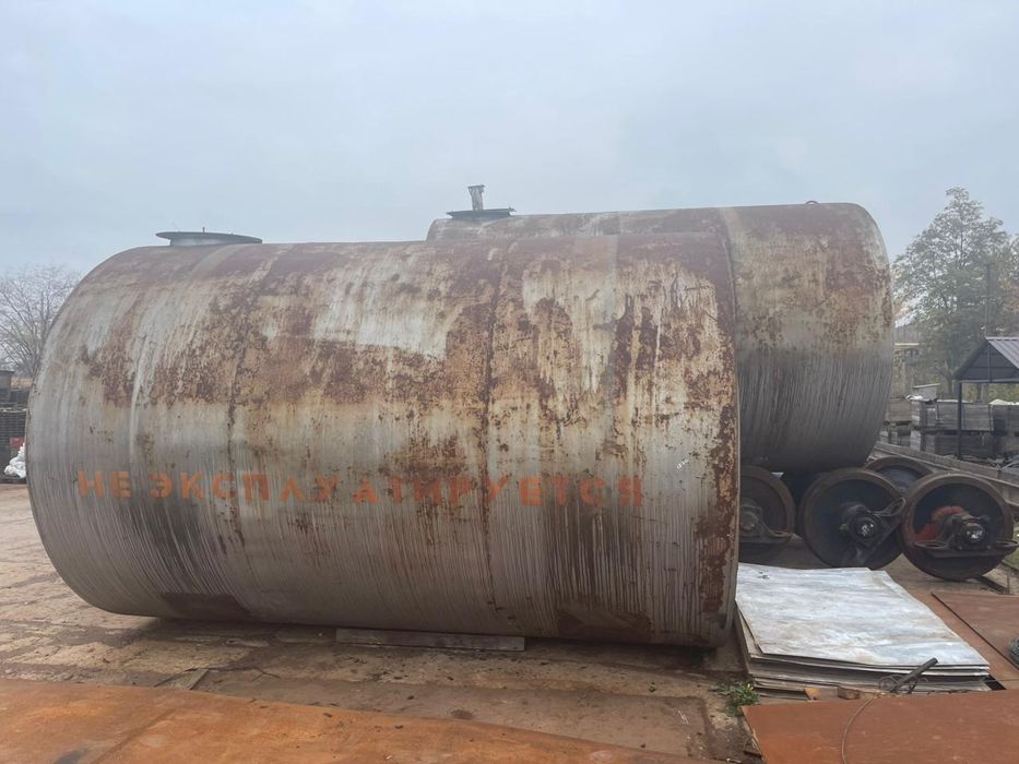 Продаємо ємності паливні 10м3 25м3