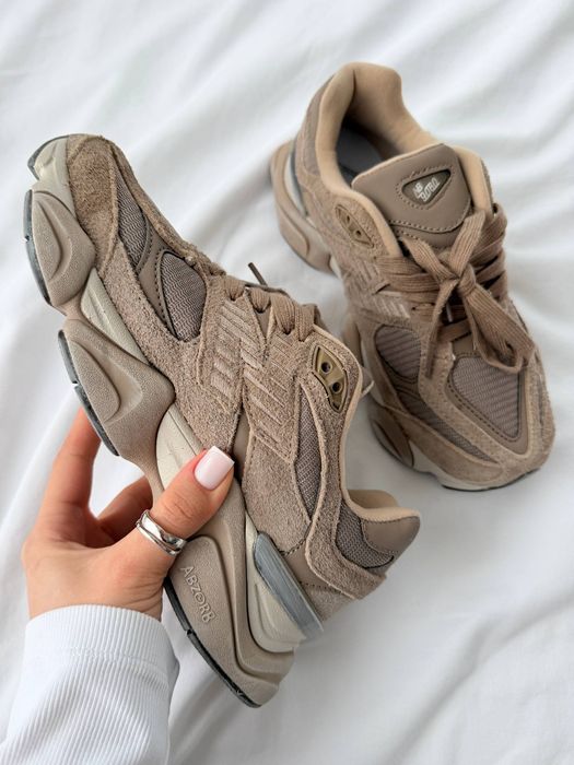 New Balance 9060 Brown Mushroom жіночі кросівки ню беланс 9060