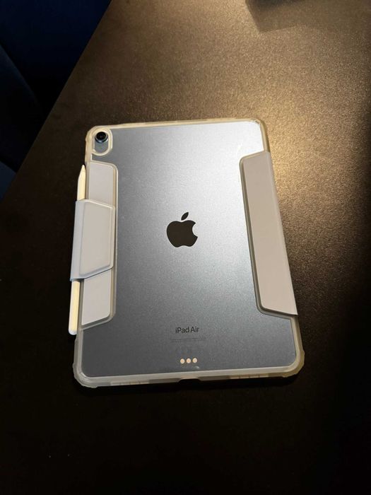 iPad Air 5 (A2588) M1 64 GB Wi-Fi + Apple Pencil 2 + Etui Spigen