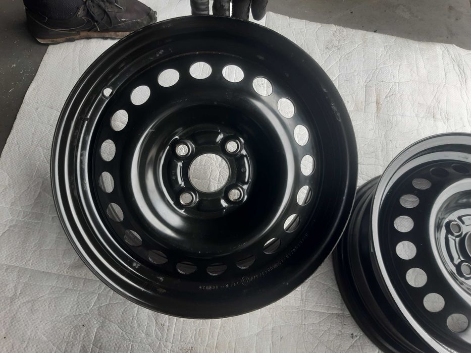 Felgi stalowe 15 honda Jazz insight civic   et45  4x100