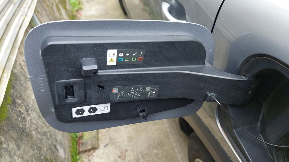 Tampa depósito combustível CITROËN C4 III