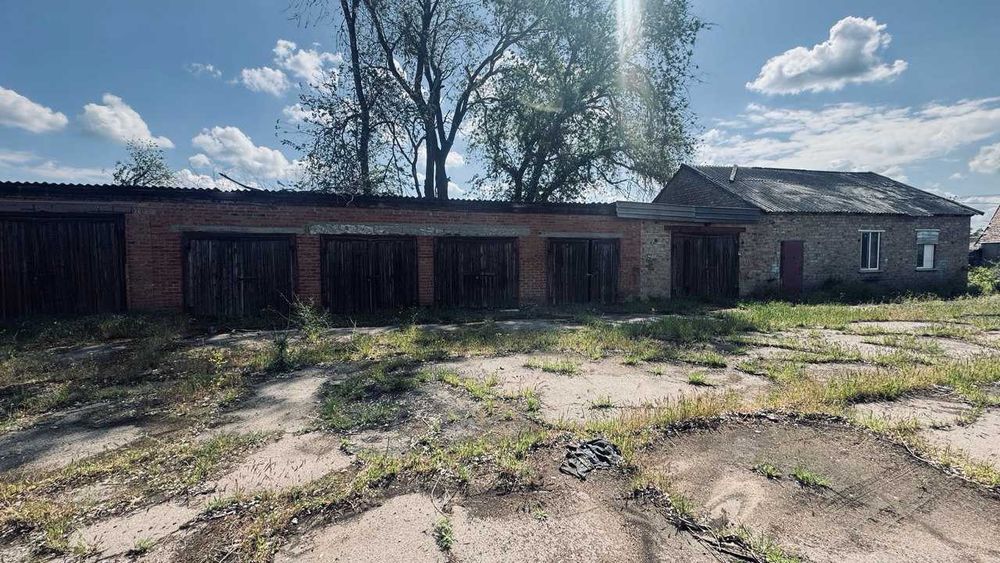 Продаємо зерносховище склад пром комплекс по трасі Кривий Ріг - Дніпро