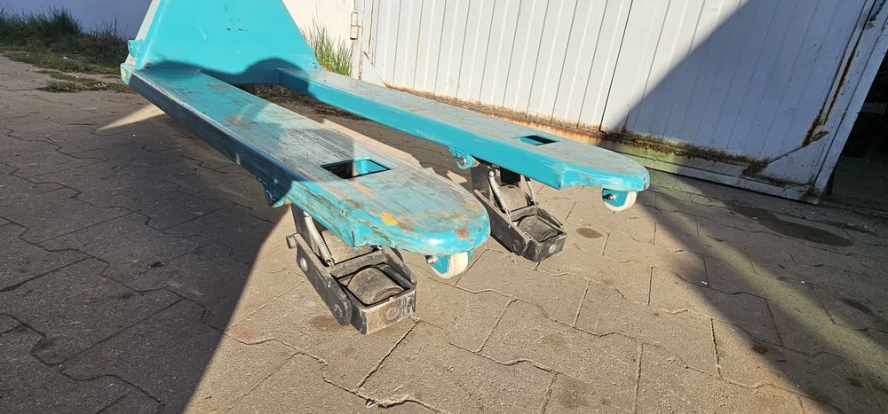 Wózek paletowy paleciak reczny Jungheinrich z jazdą boczną