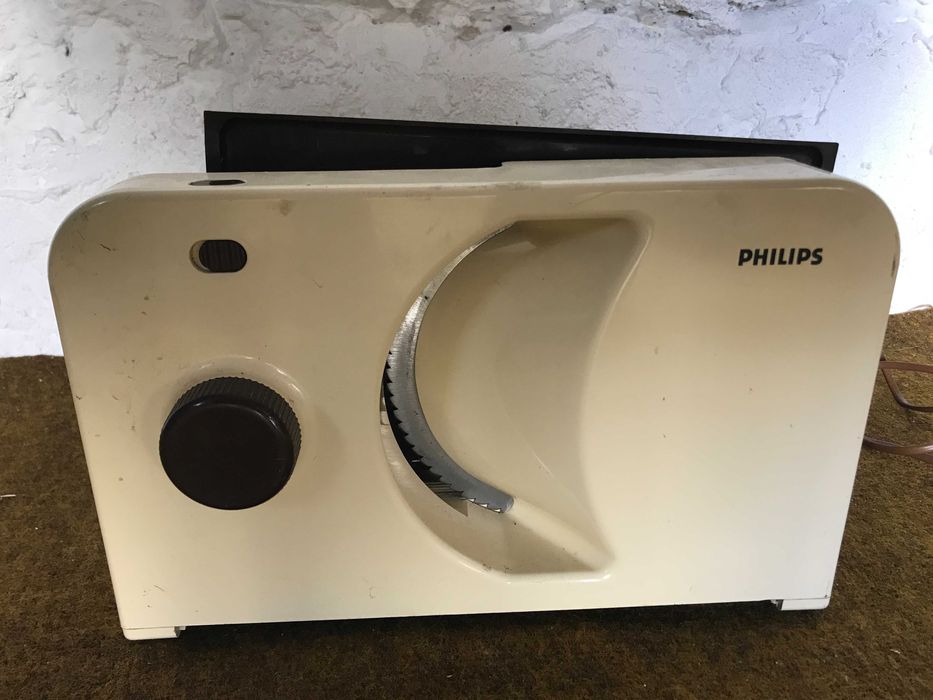 Zepsuta krajalnica do chleba Philips