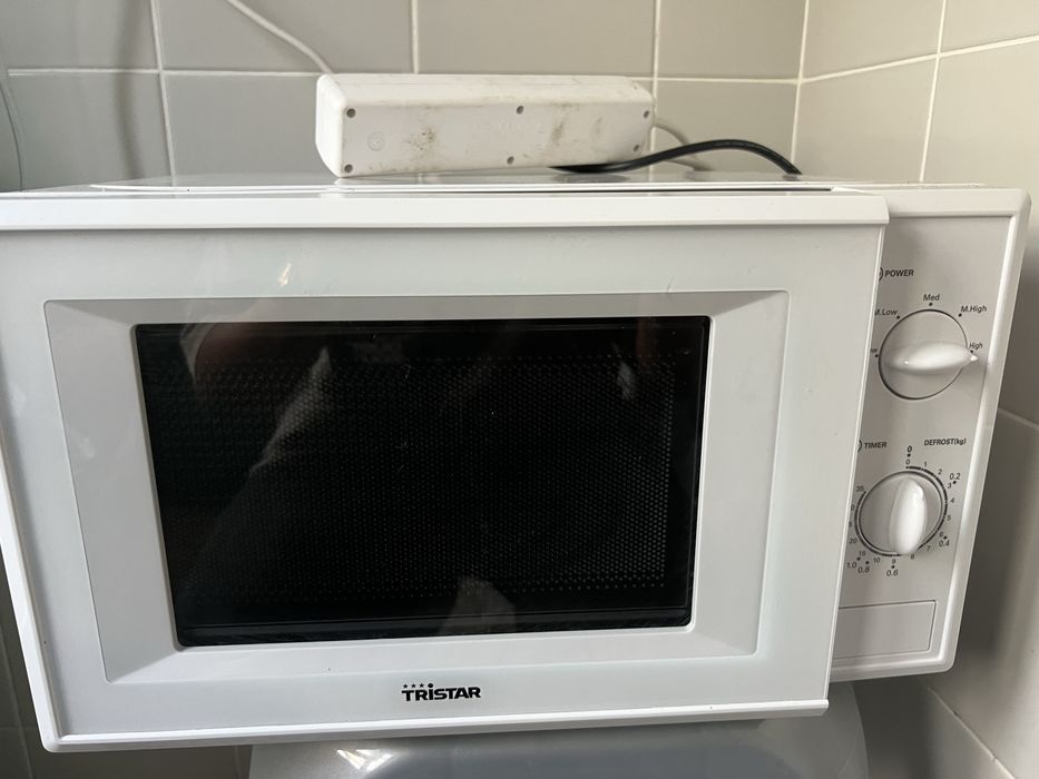 Microondas semi novo