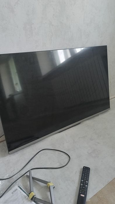 Телевізор TCL 43P715X1  побита матриця