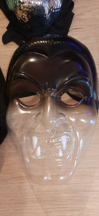 Маски на Хелловін Halloween