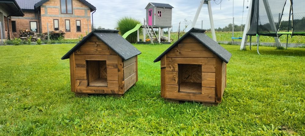 Buda ocieplona dla psa