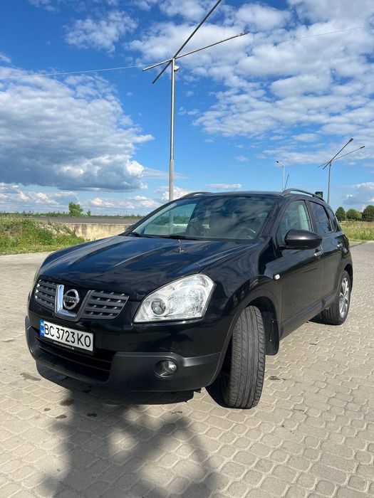 Продається нісан кашкай в дуже хорошому стані