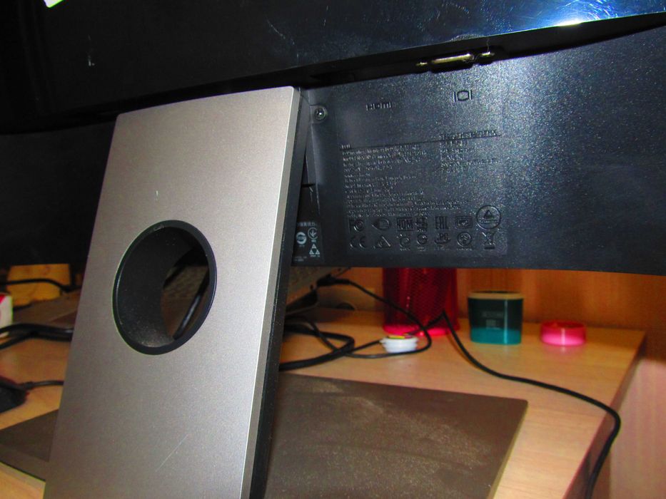 Монитор Dell SE2717h/hx