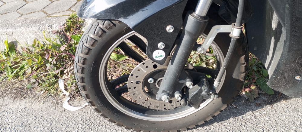Vendo uma moto elétrica