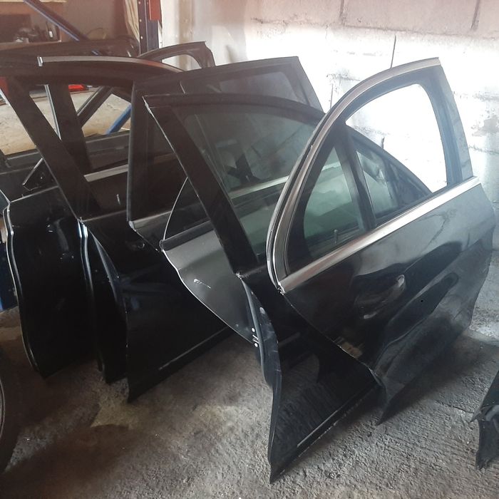 MERCEDES.  varias portas