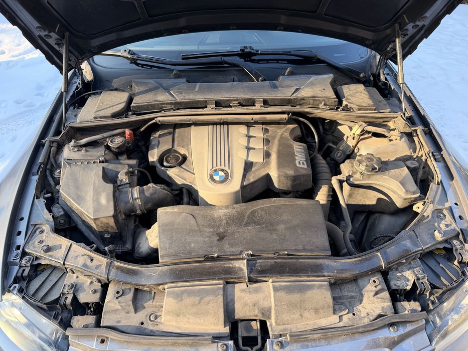 BMW E92 320D automat • Bogate wyposażenie • 2 komplety kół • 243 tyś