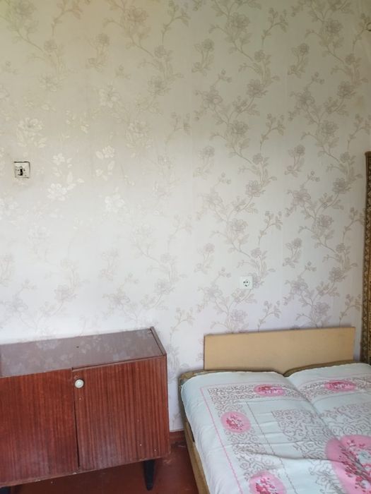 ВЛАСНИК!Продам  автономну  3 -к.квартиру зі свердловиною та опаленням.